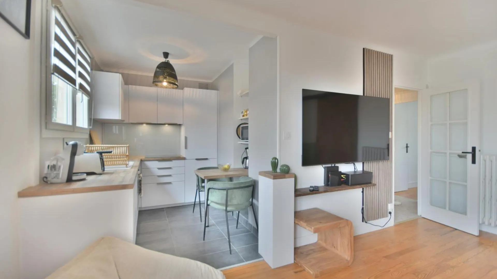 Logement 3 Chambres, Proche Centre Ville, Parking Gratuit Vannes Apartament